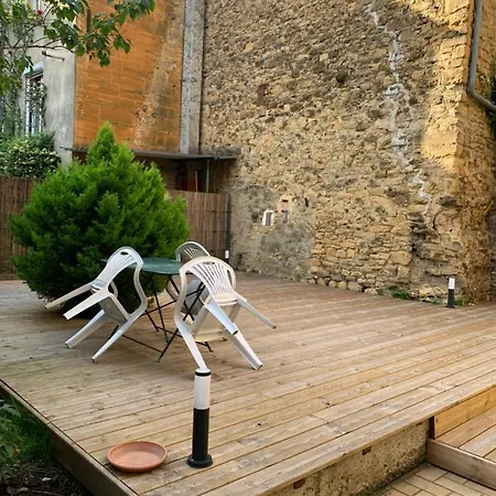 Un Trou De Verdure Charleville-Mézières Extérieur photo