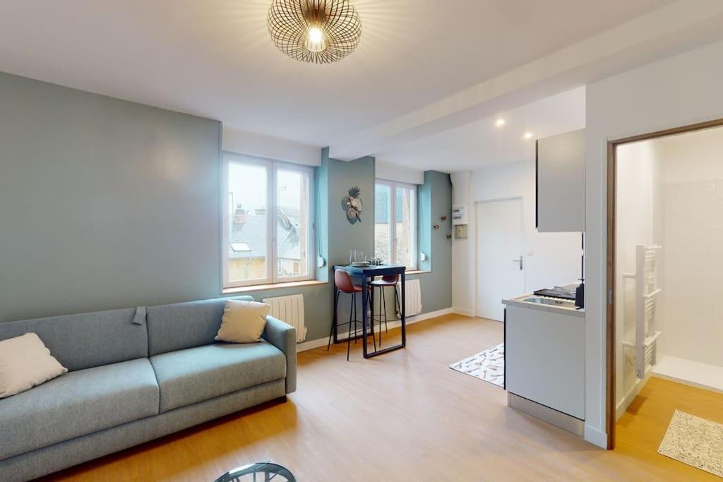 Un Trou De Verdure Apartment